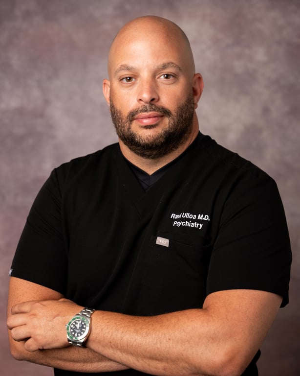 Dr, Raul Ulloa, Psiquiatra , Medical Director